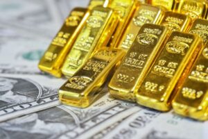 Online vs Physical-gold store