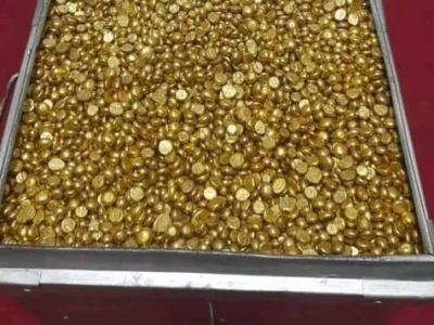 Gold nuggets Gold nuggets